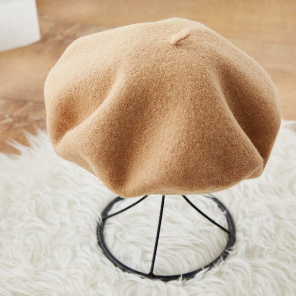 Kahki Beret hat